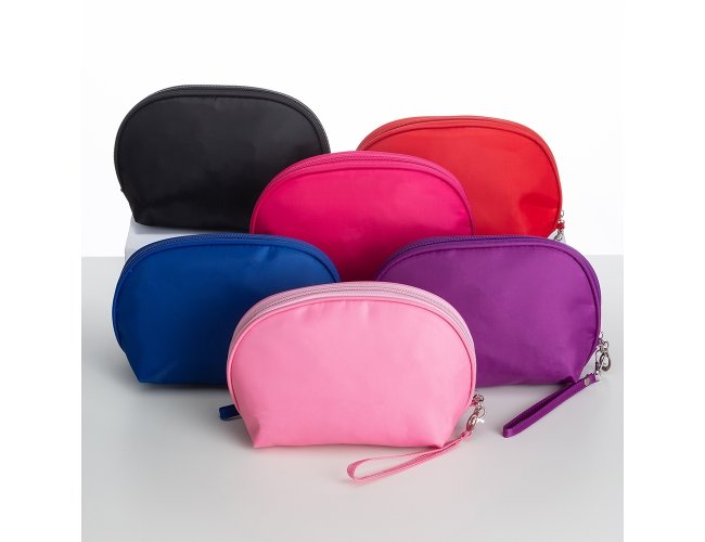 Necessaire Nylon Impermevel. 14,5 x 22 x 8,5cm